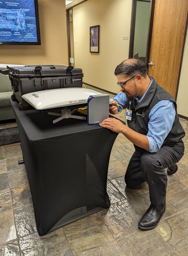 Intellian Flat Panel